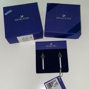 Swarovski Bella V Pierced Earrings Tone  gold-tone plated brand new in the box